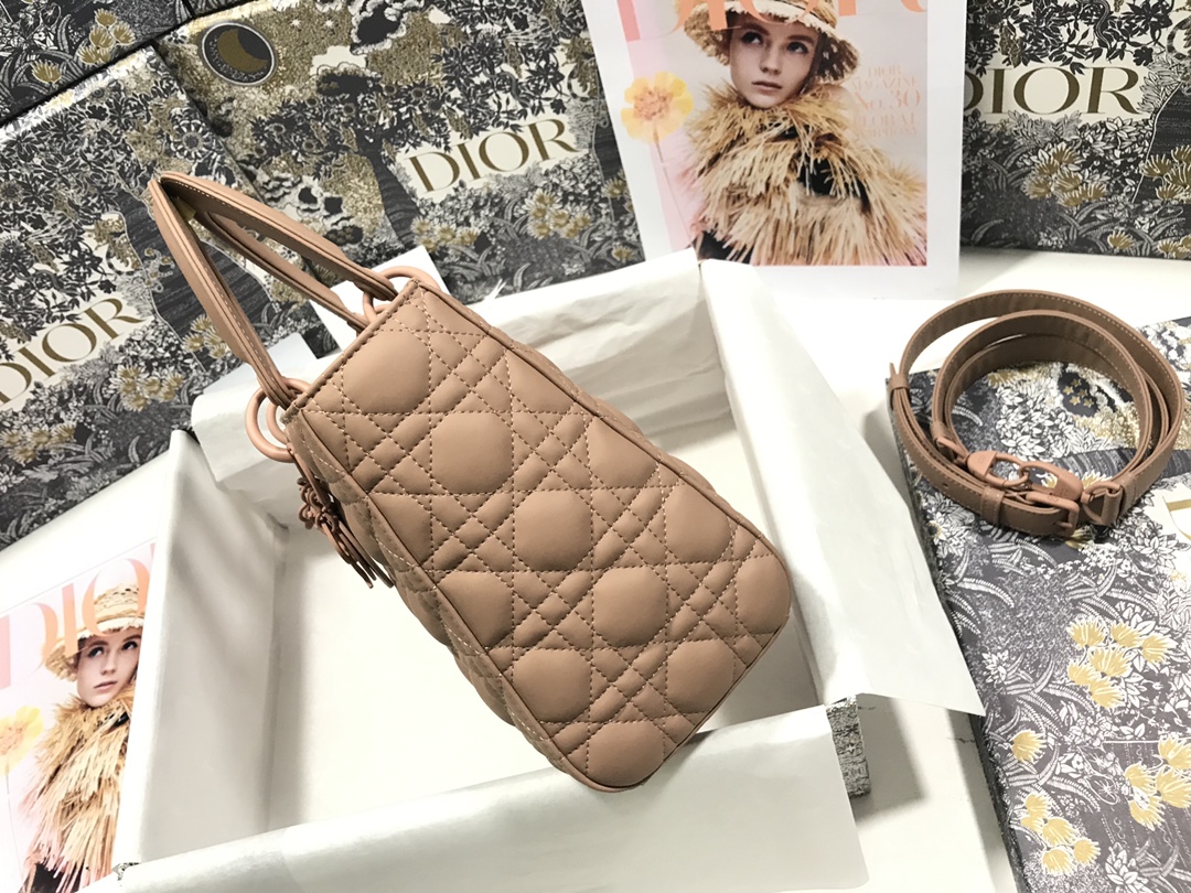 Medium Lady Dior Bag Biscuit Ultramatte Cannage Calfskin